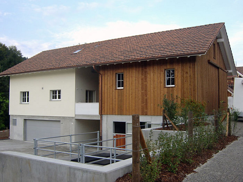 EFH mit angebauter Pferdestallung