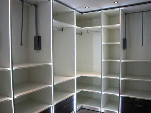 Ankleide mit integrierten LED