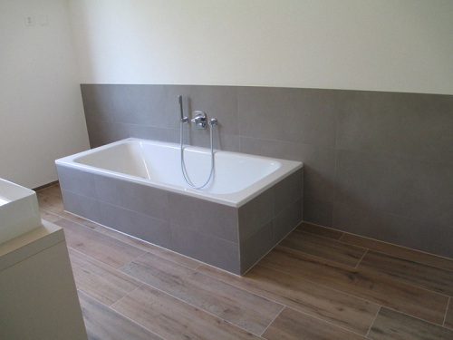 Platten in Holzoptik